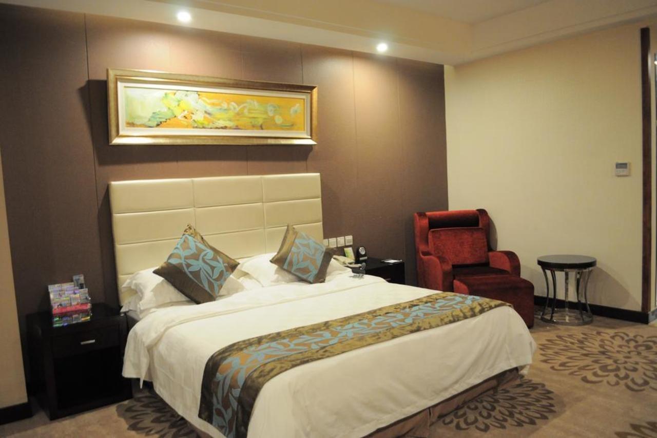 Hotel Ramada Linyi North Exterior foto